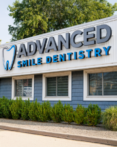 Advanced Smile Dentistry Publishes Guidance on Full-Mouth Dental Implant Cost Factors