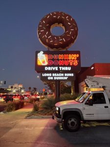 Integrated Signs & Fabrication Revitalizes Iconic Dunkin’ Pylon Sign with Modern LED Technology While Preserving Charm