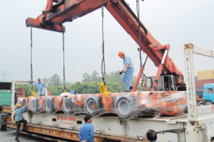 How OOGPLUS Operates as a Professional Freight Forwarding Service for Complex Global Chains