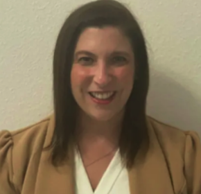 Influential Women Showcases Courtney Batt, LMHC: Championing Mental Health and Leadership in Pinellas County