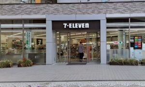 Japan Convenience Stores Hit Record Sales, but Face Declining Foot Traffic and Price Pressures