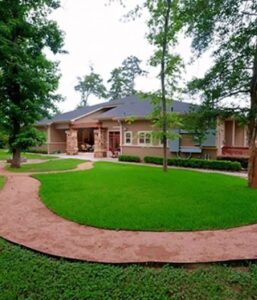 Village Green Redefines Memory Care for Assisted Living in Conroe, Texas